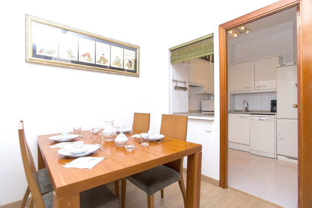 Apartment Bright Sagrada Familia Barcelona Habitación foto